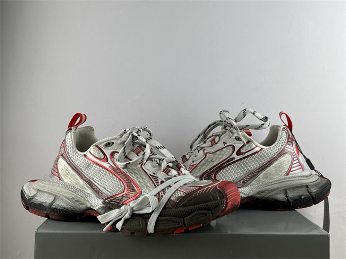 B 17FW Tripe-S High End Sneaker-412