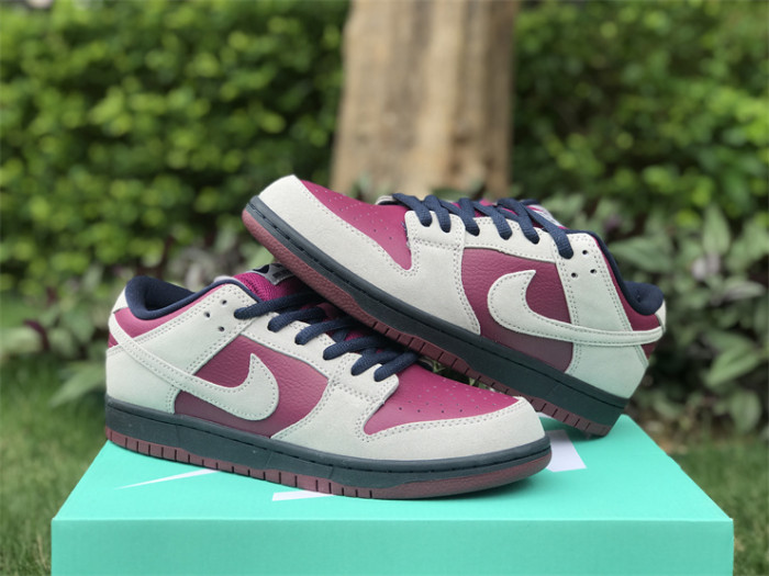 Authentic Nike SB Dunk Low Bordeaux