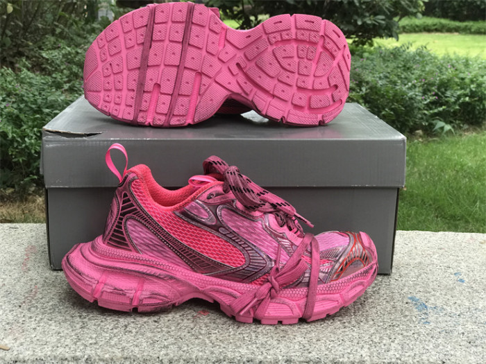 B 17FW Tripe-S High End Sneaker-390