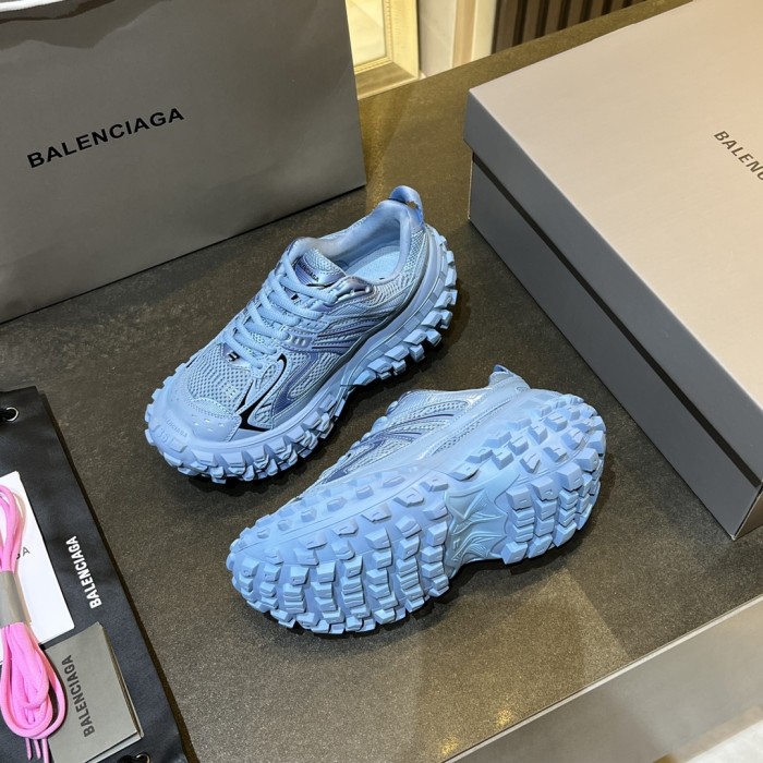 B 17FW Tripe-S High End Sneaker-400