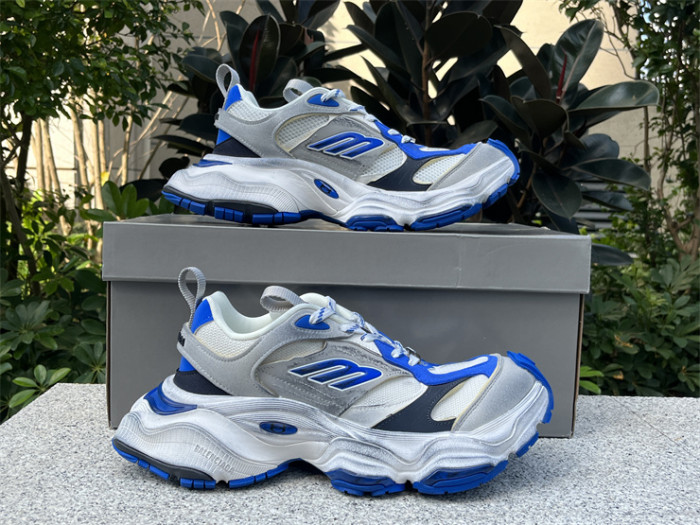 B 17FW Tripe-S High End Sneaker-452