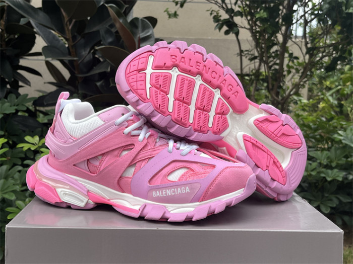 B 17FW Tripe-S High End Sneaker-446