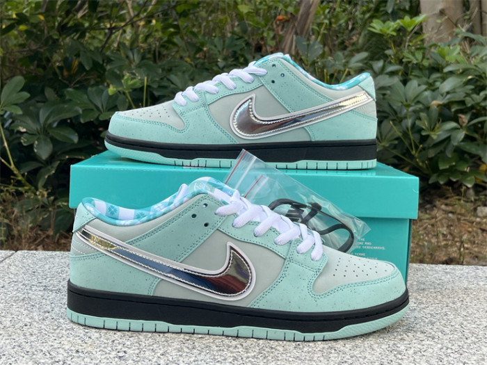Authentic Concepts x TIFFANY CO. x Nike SB Dunk Low