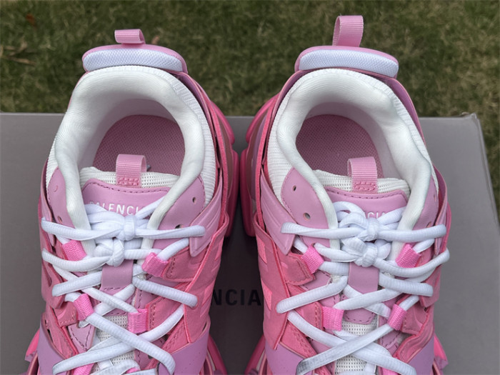 B 17FW Tripe-S High End Sneaker-446