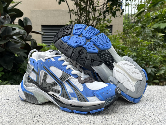 B 17FW Tripe-S High End Sneaker-429