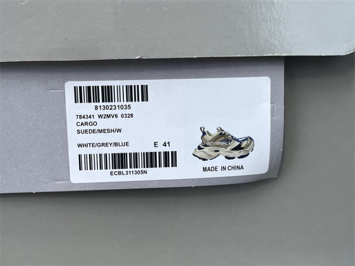 B 17FW Tripe-S High End Sneaker-452