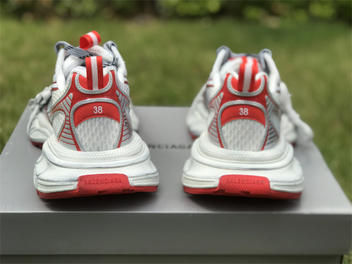 B 17FW Tripe-S High End Sneaker-373