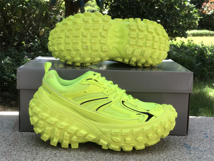 B 17FW Tripe-S High End Sneaker-387