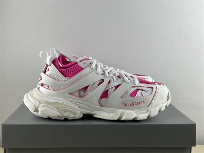 B 17FW Tripe-S High End Sneaker-435