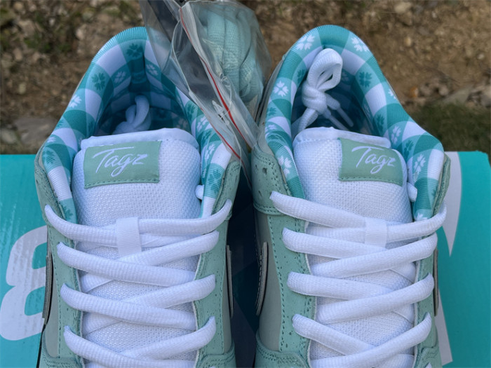Authentic Concepts x TIFFANY CO. x Nike SB Dunk Low
