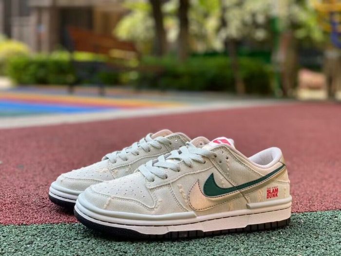 Authentic Nike SB Dunk Low Slam Dunk