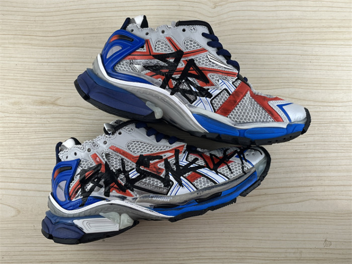 B 17FW Tripe-S High End Sneaker-441