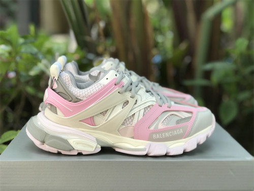 B 17FW Tripe-S High End Sneaker-377