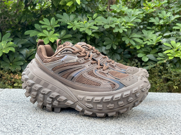 B 17FW Tripe-S High End Sneaker-433