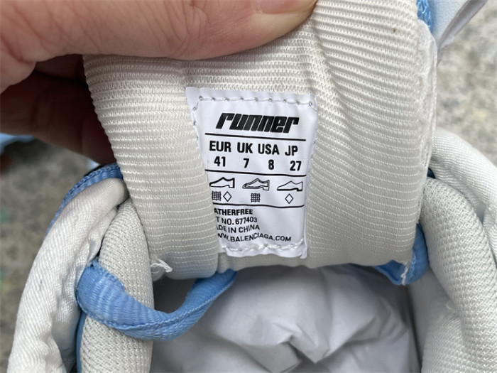 B 17FW Tripe-S High End Sneaker-414