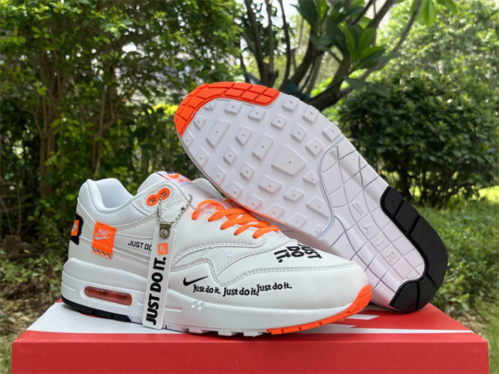 Authentic Nike Air Max 1“Just do it ”
