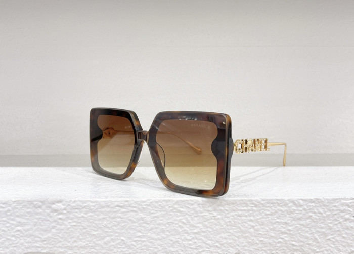 CHNL Sunglasses AAAA-3324