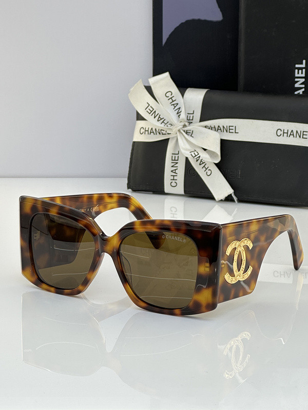 CHNL Sunglasses AAAA-3376