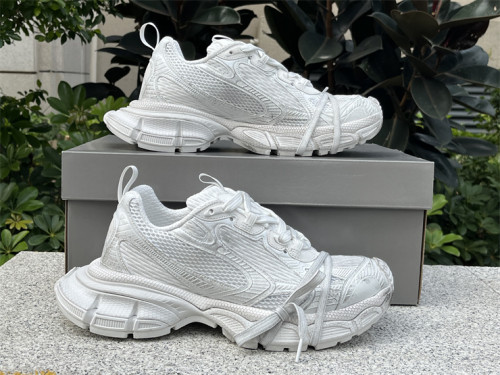 B 17FW Tripe-S High End Sneaker-479