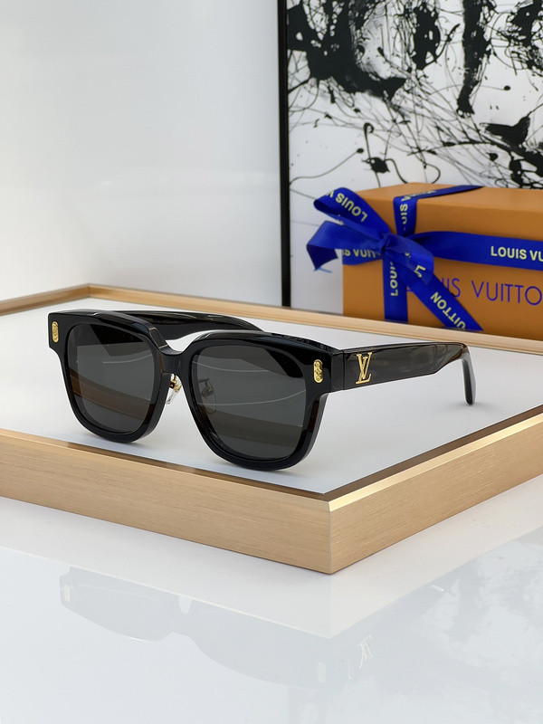 LV Sunglasses AAAA-3898