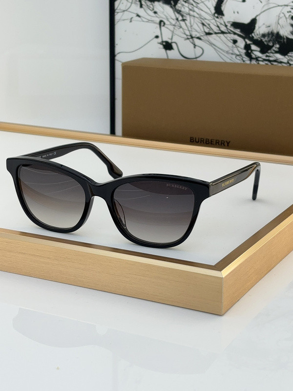 Burberry Sunglasses AAAA-2287