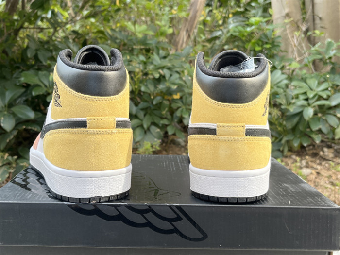 Authentic Air Jordan 1 Mid Flight Club”