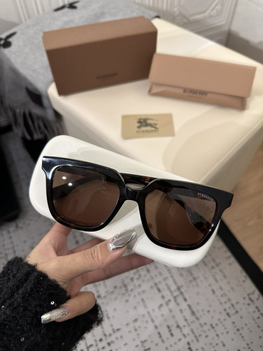 Burberry Sunglasses AAAA-2417