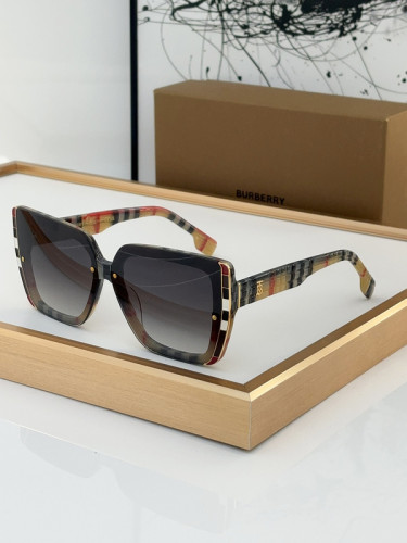 Burberry Sunglasses AAAA-2452