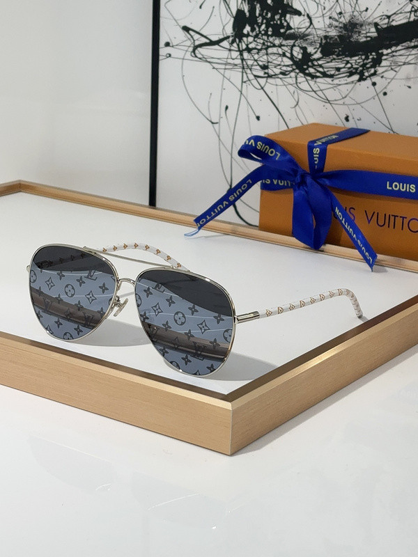 LV Sunglasses AAAA-4076