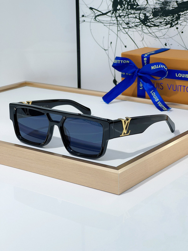 LV Sunglasses AAAA-4091