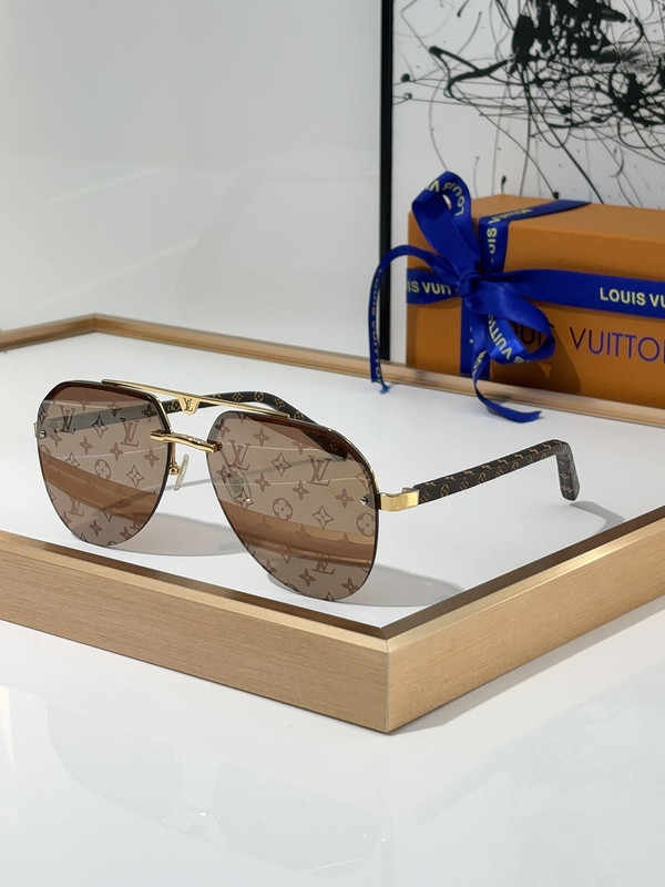 LV Sunglasses AAAA-4044