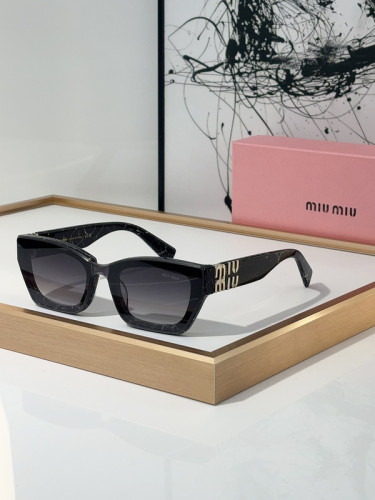 Miu Miu Sunglasses AAAA-811