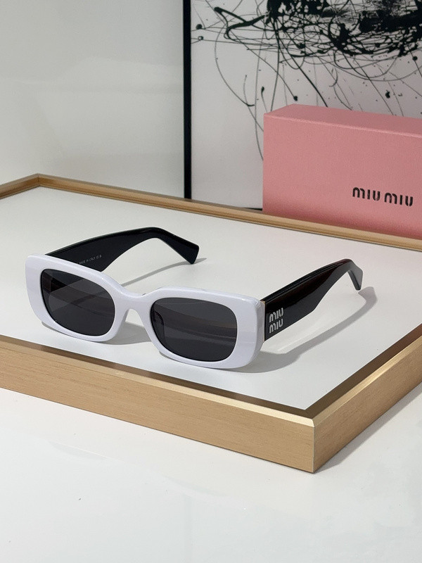 Miu Miu Sunglasses AAAA-834