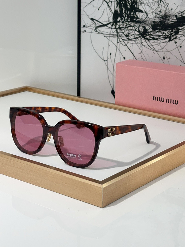 Miu Miu Sunglasses AAAA-817