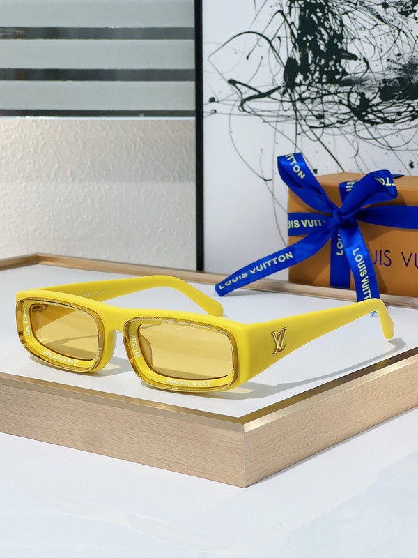 LV Sunglasses AAAA-4277