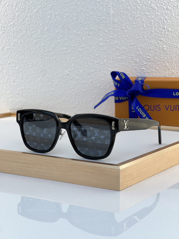 LV Sunglasses AAAA-4214