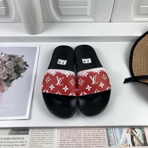 LV women slippers AAA-214