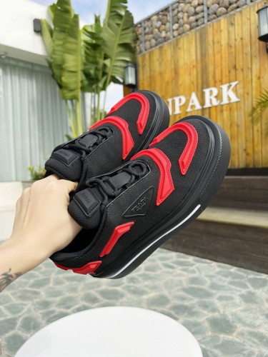 Prada men shoes 1：1 quality-920