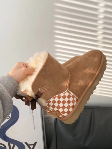 UG Boots Women-214
