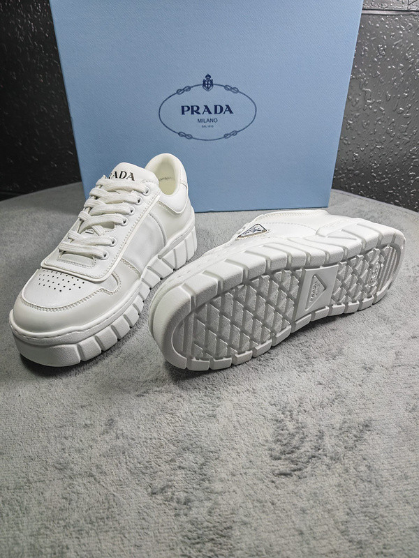 Prada women shoes 1：1 quality-367