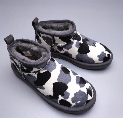 UG Boots Women-068