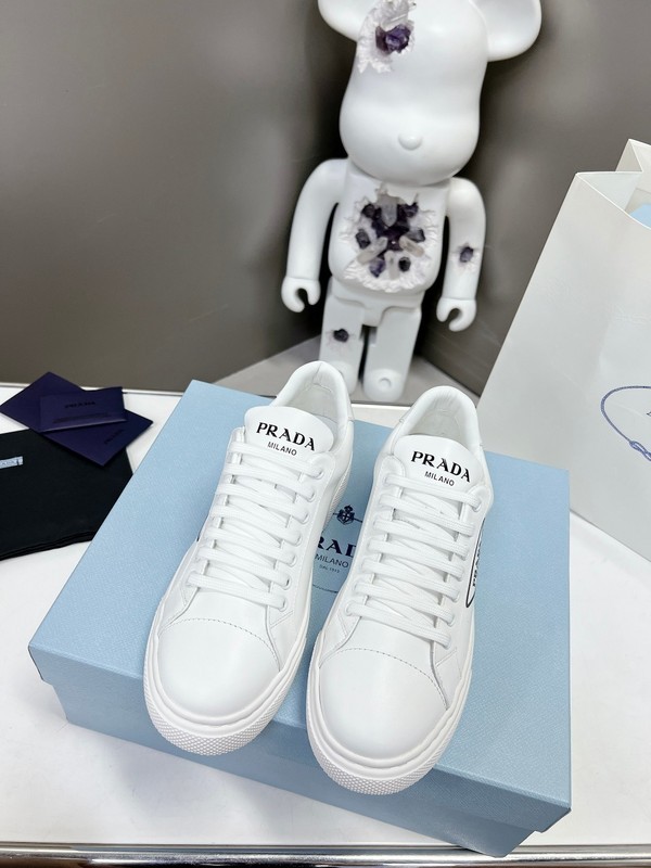Prada women shoes 1：1 quality-365