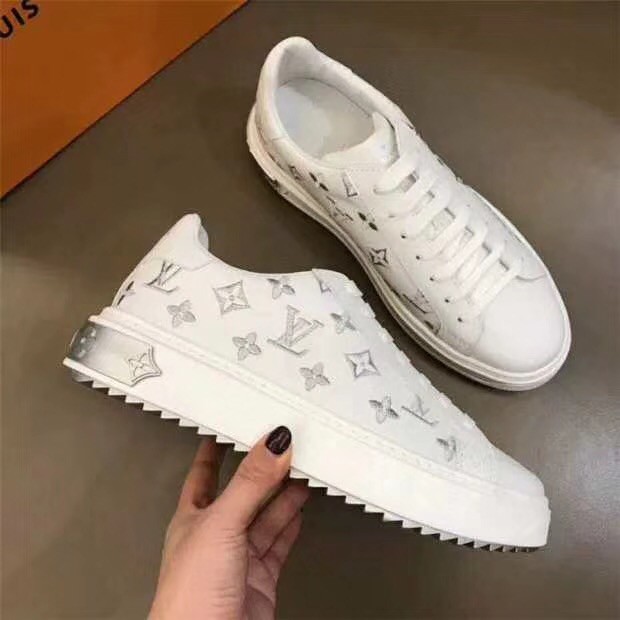 LV Women Shoes 1;1 Quality-251