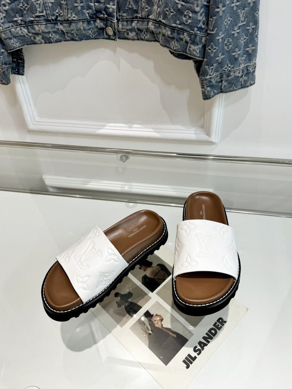 LV Sandals 1：1 Quality-755