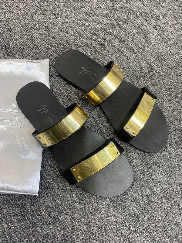 GZ men slippers AAA-025