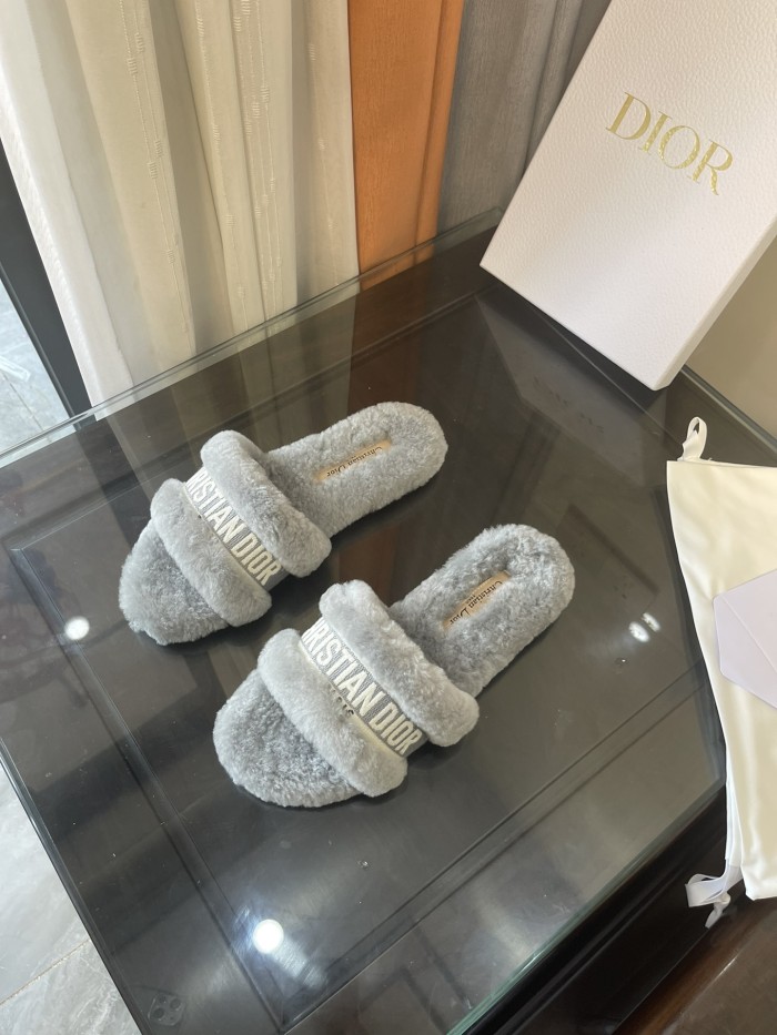 Dior women slippers 1：1 quality-185