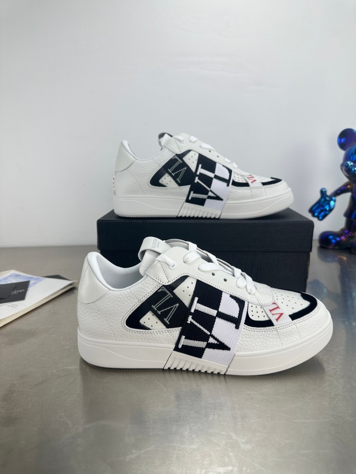 V men shoes 1：1 quality-404