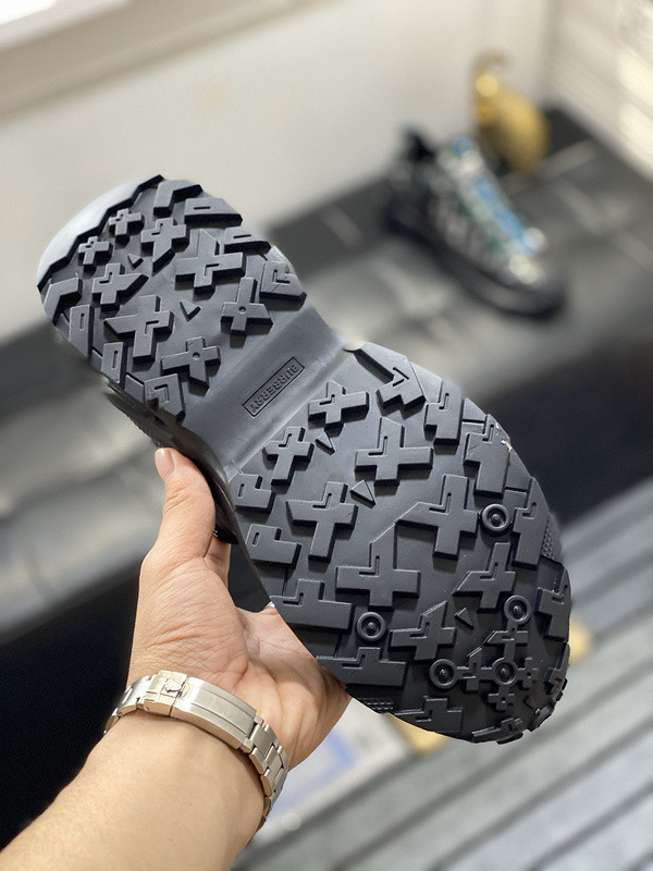 Burberry men shoes 1：1 quality-373