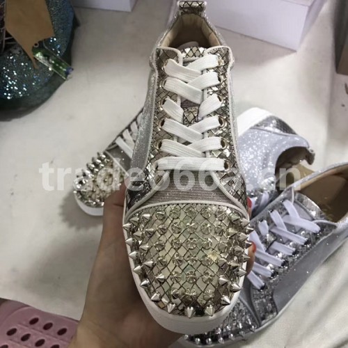 Super Max Christian Louboutin Shoes-654