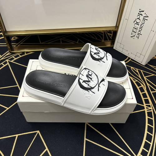 Alexander McQueen women slippers AAA-001